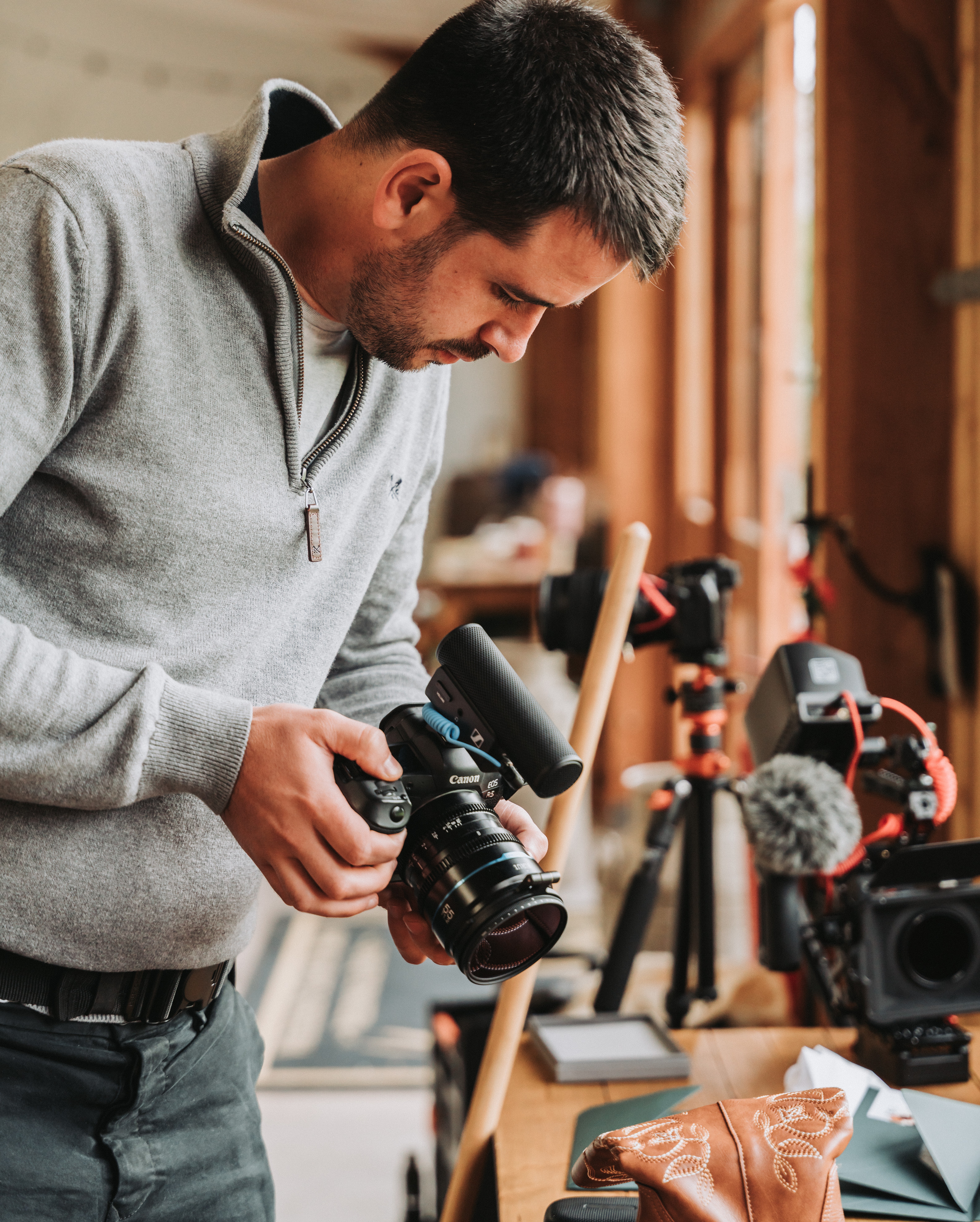 Wedding videographer capturing bridal preparations and morning details
